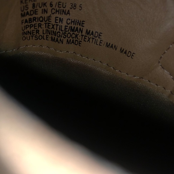 Michael Kors slip on shoes. Women size 8 - Picture 4 of 4